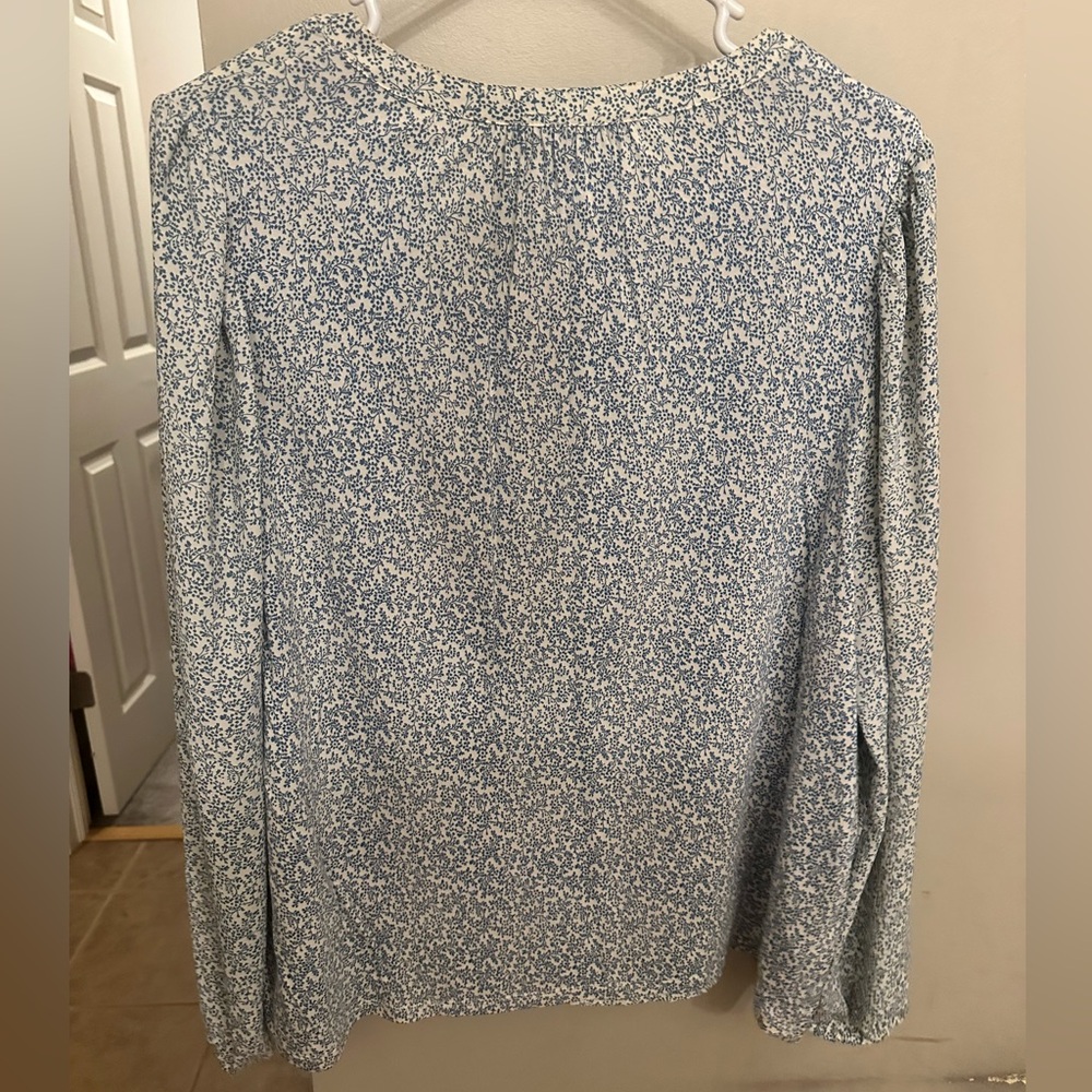 Loft Navy And Cream Patterned Blouse - image 2
